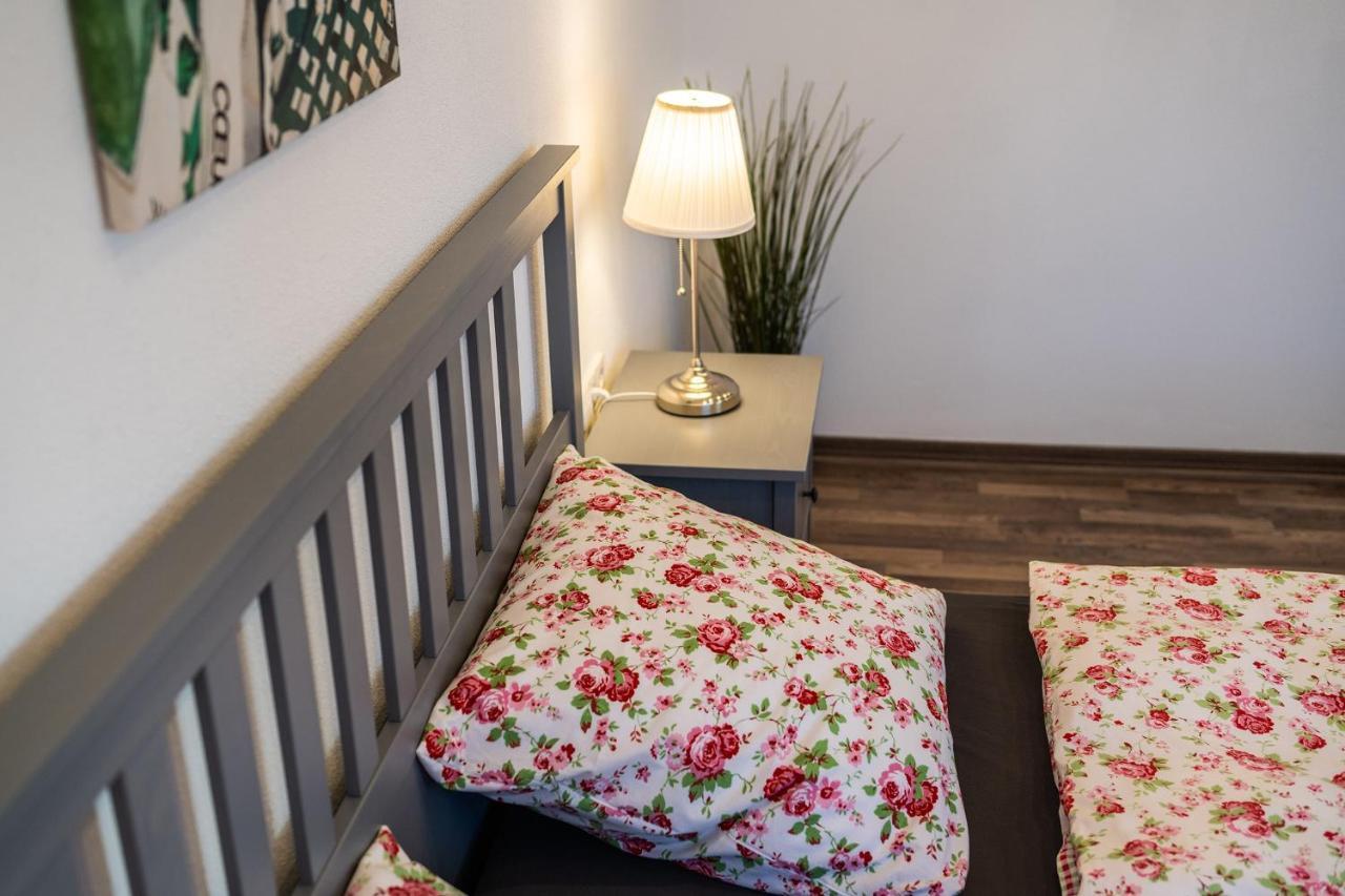 Ruhige Ferienwohnung Mit Panoramablick Ingoldingen Kültér fotó